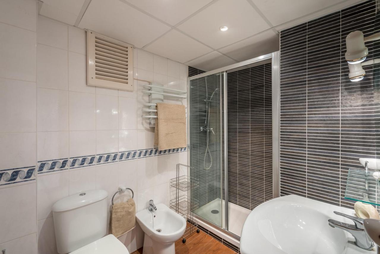 Las Piramides Fuengirola Ngoại thất bức ảnh
