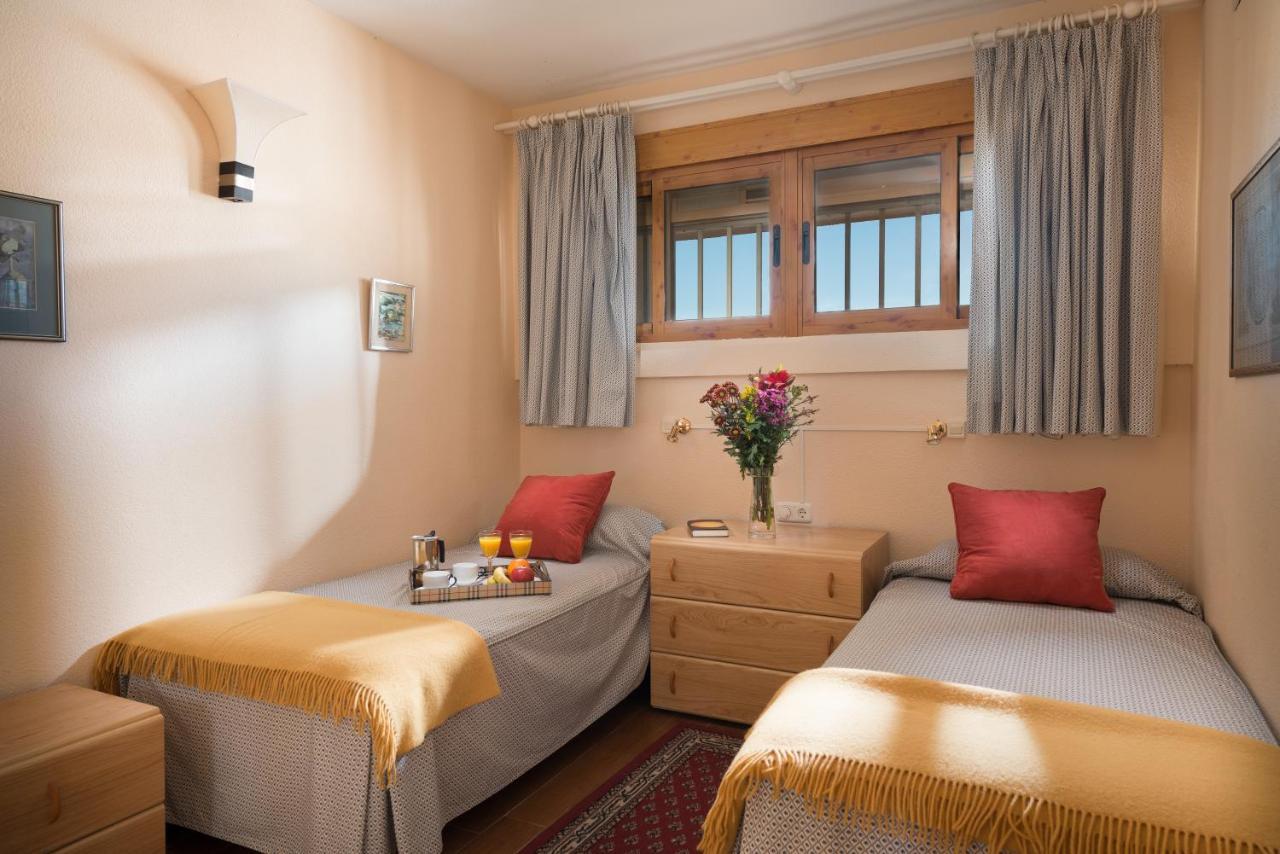 Las Piramides Fuengirola Ngoại thất bức ảnh